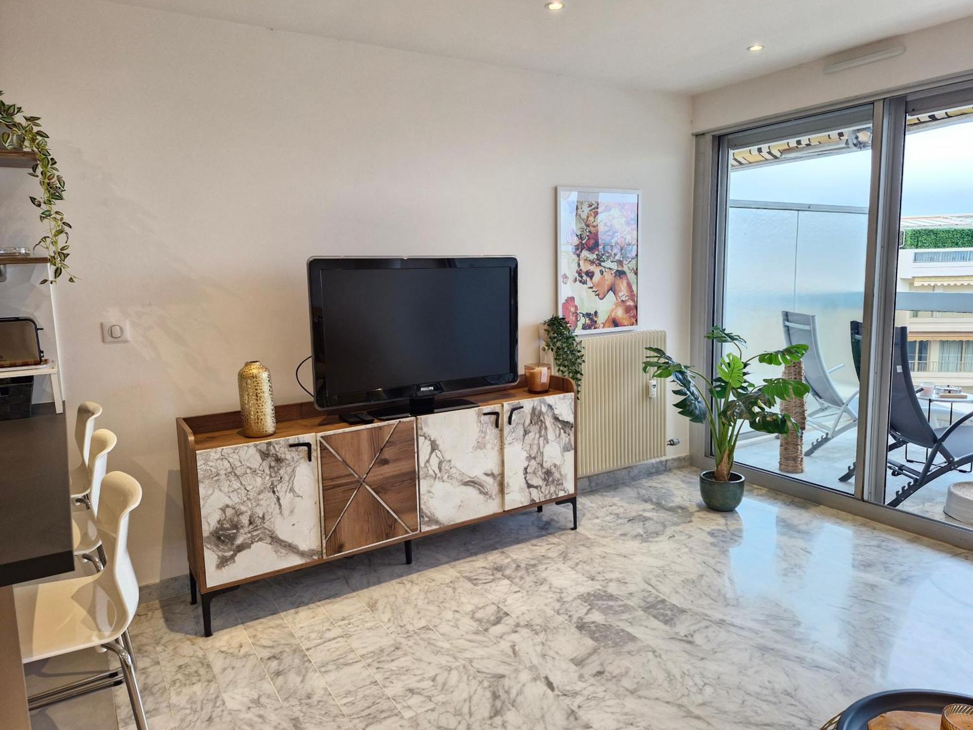 Sunny And Cosy Sea View Studio Antibes Kültér fotó
